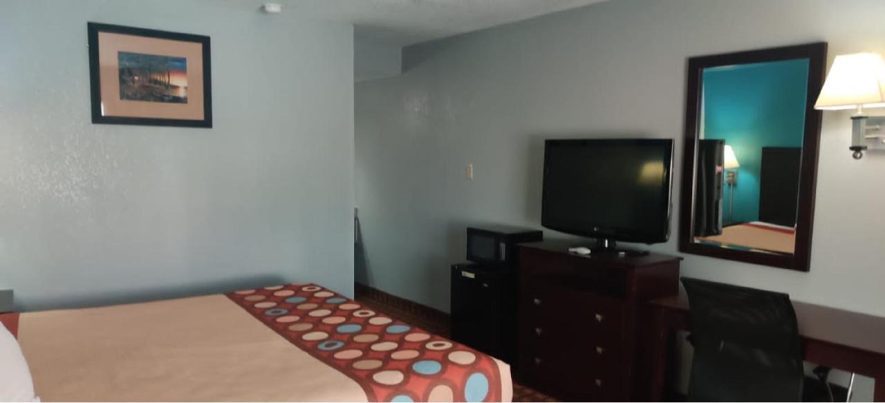 Fairbridge Express Motel