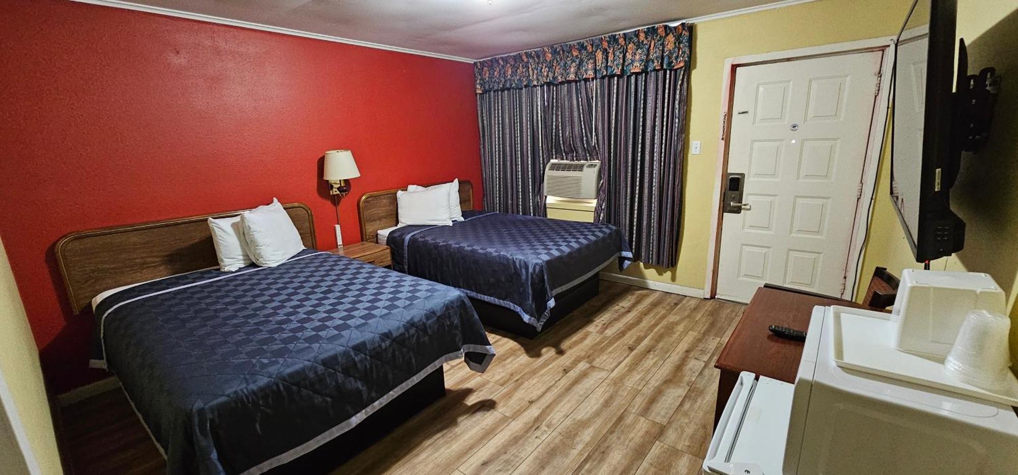 Deluxe Hotel 3*