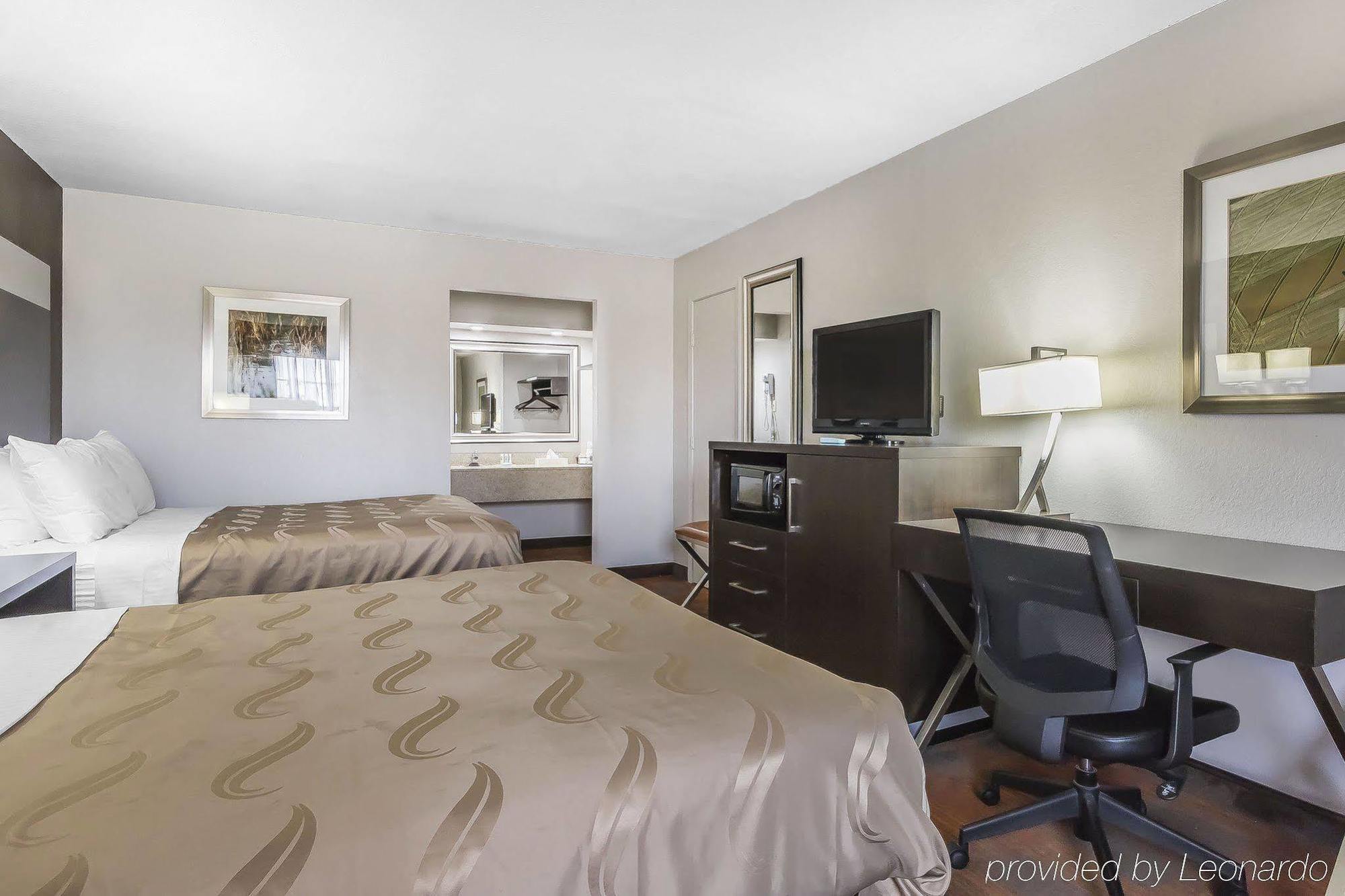 Quality And Hotel 2*