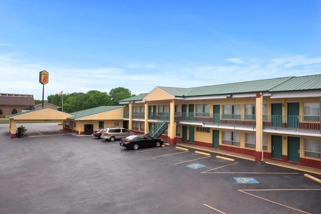 Fairbridge Express Motel 2*