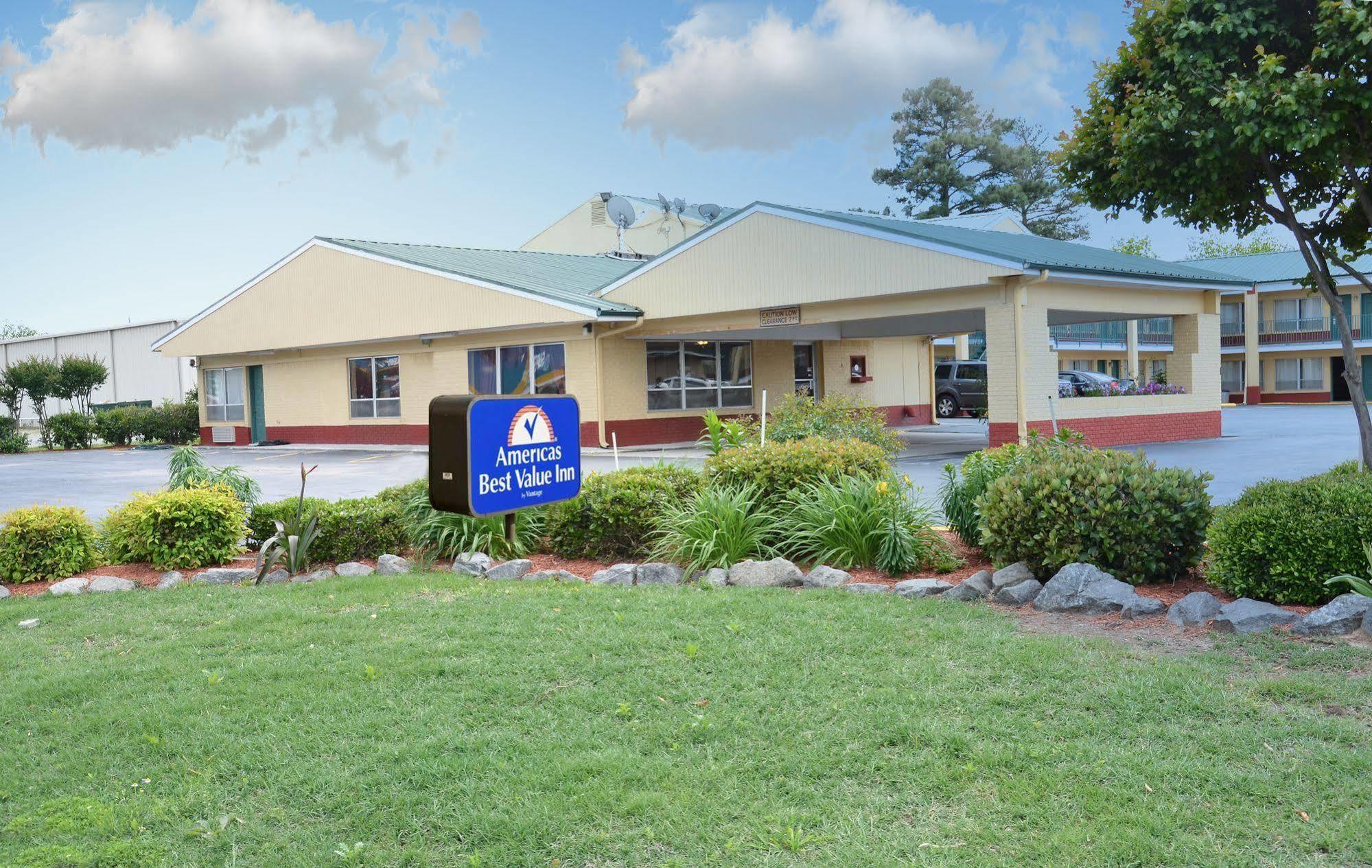 Fairbridge Express Motel